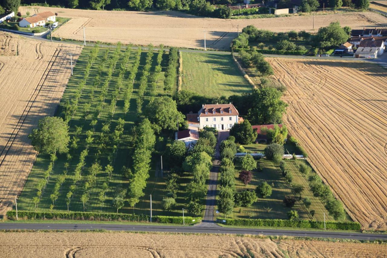 La Massonniere Gite Et Chambres D'Hotes Mondion Exterior foto